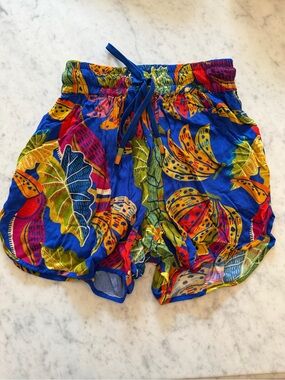 Farm Rio beaks and bananas shorts